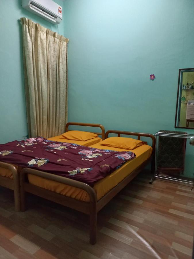 Kito'S Homestay Pasir Tumboh - 3 Bedroom Kota Bharu Zewnętrze zdjęcie